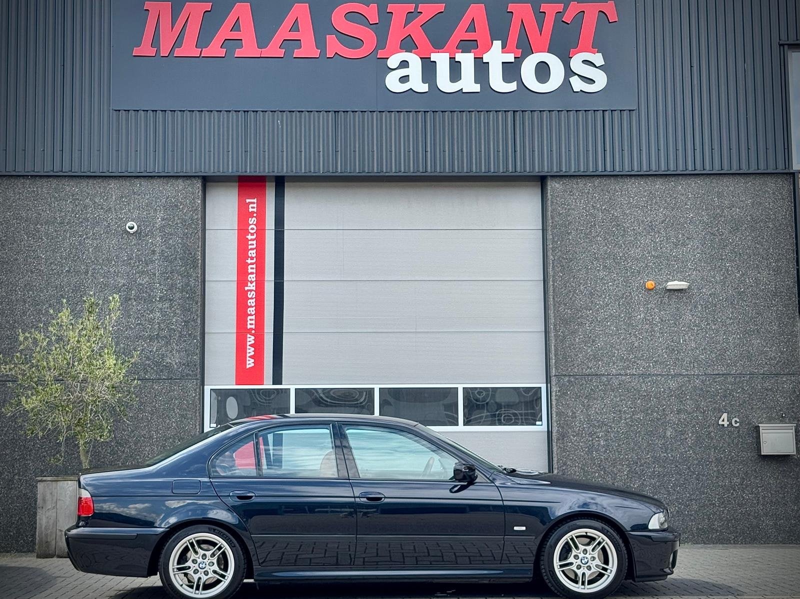 BMW 5-Serie 530i / M-Sportpakket / Individual / Carbon schwa, Auto's, Automaat, Gebruikt, Zwart, Sedan