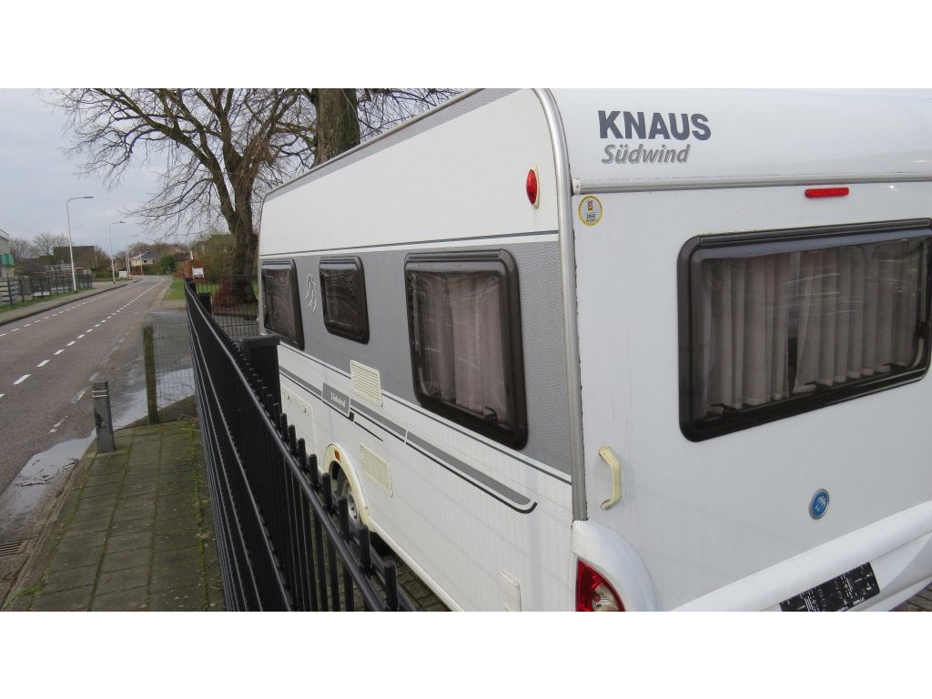 KNAUS SUDWIND 450FU BJ 2010 LUIFEL NU €12500, Niet ingevuld, Rondzit, Schokbreker, Bedrijf