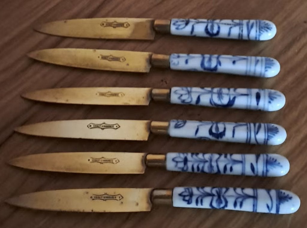 Set van 6 antieke Uchatiusbronze messen met Delfts blauw, Antiek en Kunst, Ophalen of Verzenden