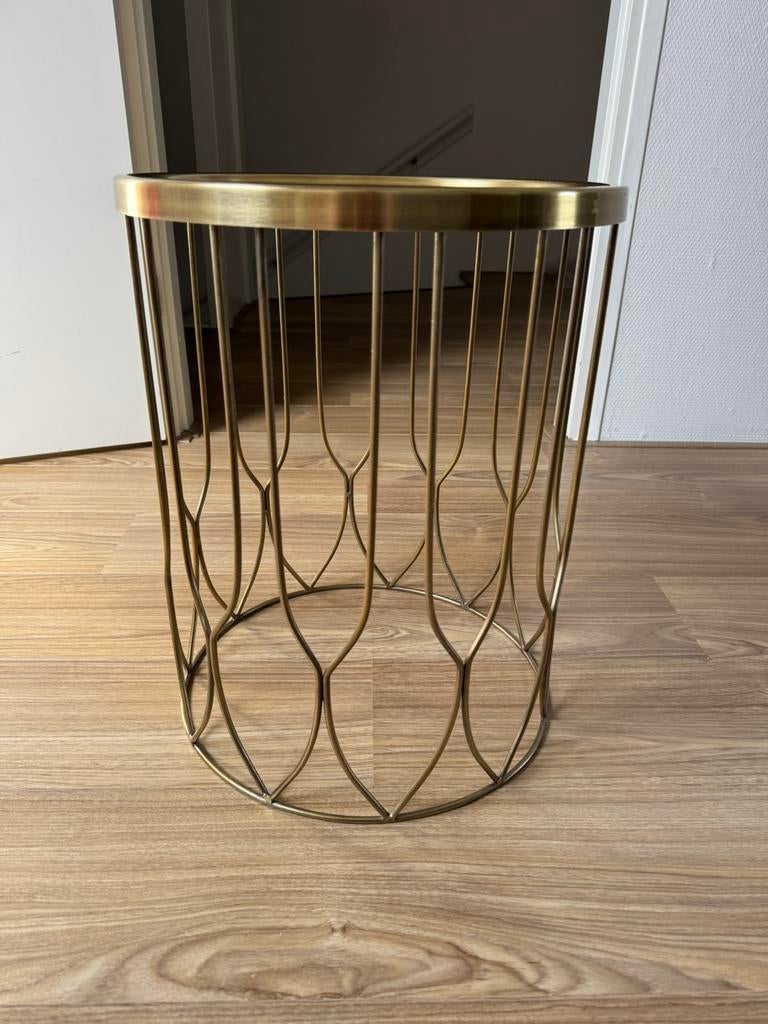 Gouden bijzettafel, Minder dan 55 cm, Metaal of Aluminium, Rond, Zo goed als nieuw