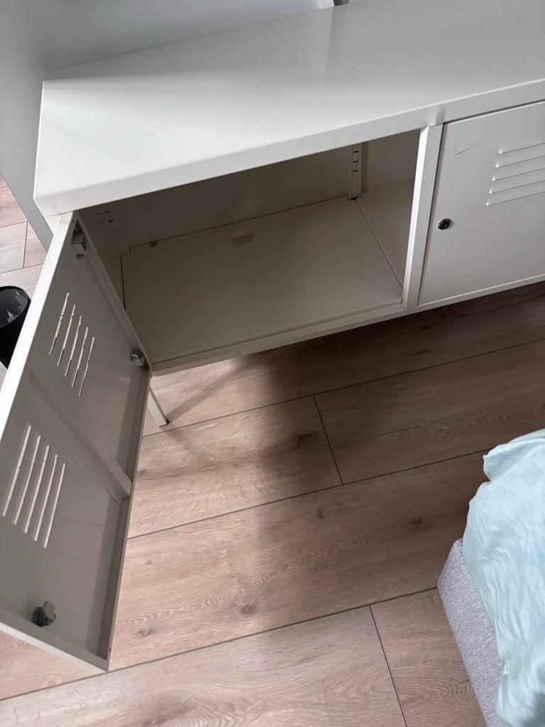 Ikea PS metalen kastje met 2 deuren, Huis en Inrichting, Kasten | Lockerkasten, Ophalen of Verzenden, Gebruikt