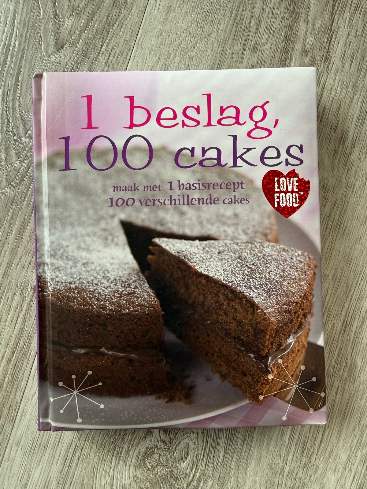 1 beslag, 100 cakes - Bakboek met diverse recepten, Boeken, Ophalen of Verzenden, Gelezen, Taart, Gebak en Desserts