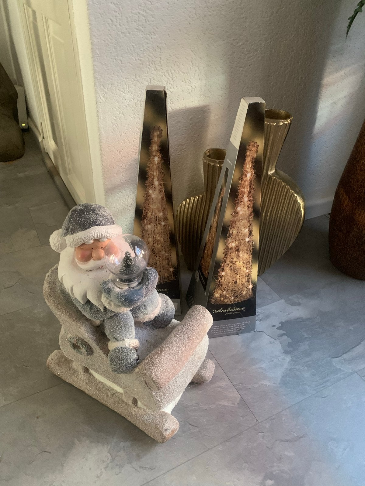Kerstbeeld en 2 pyramides met licht, Diversen, Kerst, Ophalen