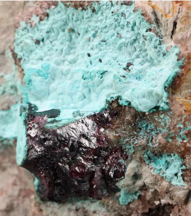 **TOP** CUPRIET met PLANCHEIET uit Mashamba West, D.R.Congo., Ophalen of Verzenden, Mineraal