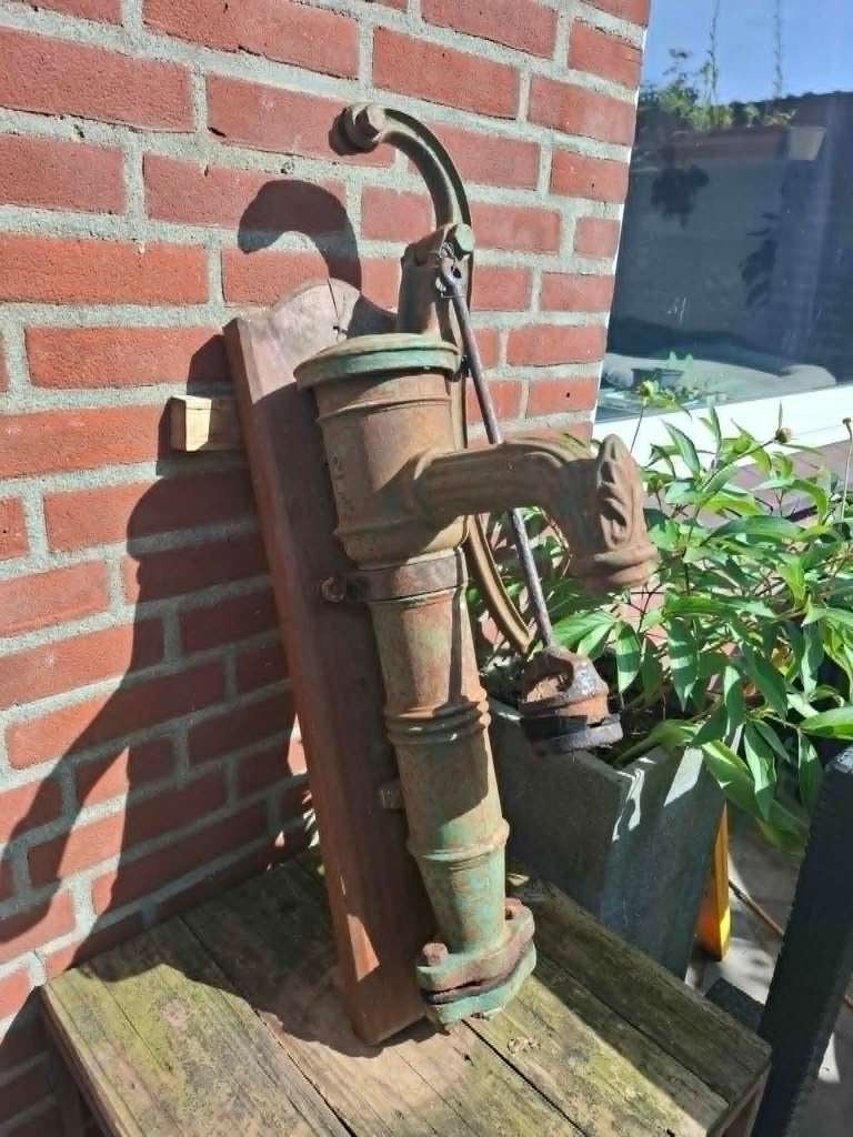 antieke waterpomp, Tuin en Terras, Waterpompen, Ophalen, Gebruikt, Handmatig, Bronpomp