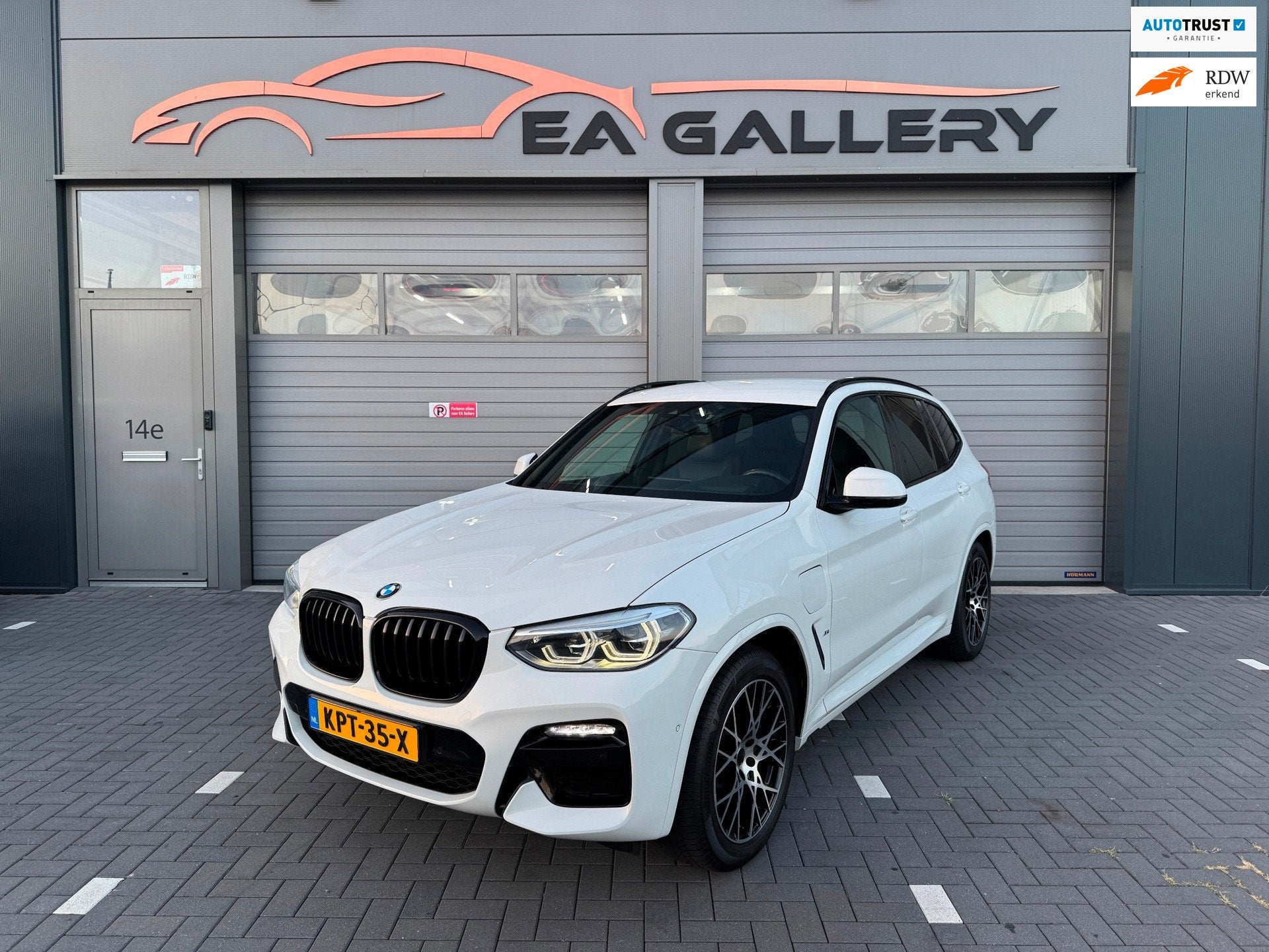 BMW X3 XDrive30e M High Executive Camera HUD Keyless, 1998 cc, Automatische klimaatregeling, Gebruikt, Euro 6