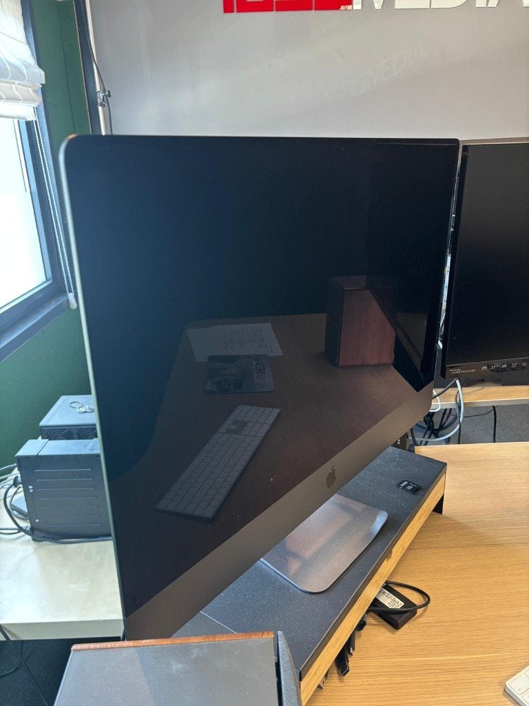 Apple iMac Pro 27"4K – 14-Core Xeon – 128GB RAM – Vega 64, Computers en Software, Apple Desktops, Ophalen, 64 GB of meer, SSD