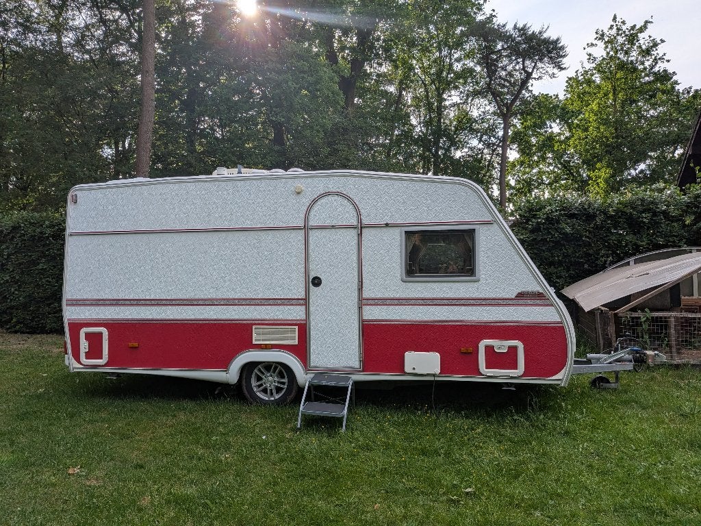 Kabe Briljant XL met airco, mover, oven en meer, Standaardzit, Omvormbare zithoek, Kabe, 6 tot 7 meter