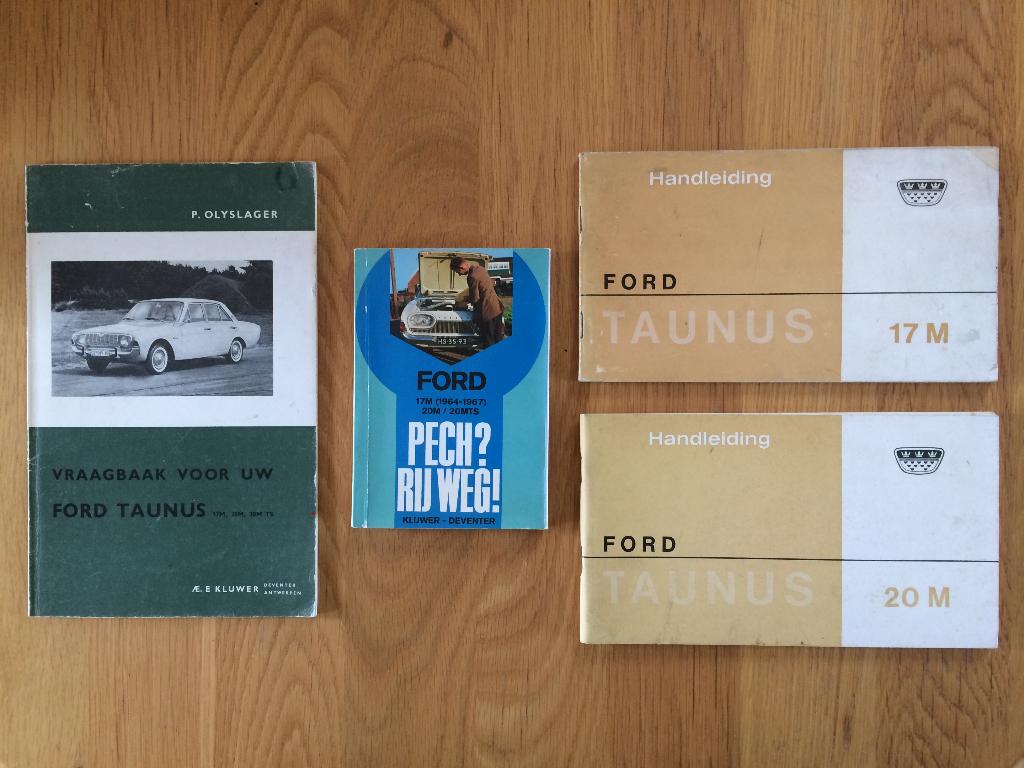 RUILEN: div mooie Ford Taunus 17M of 20M P5 oldtimer boekjes, Ophalen of Verzenden