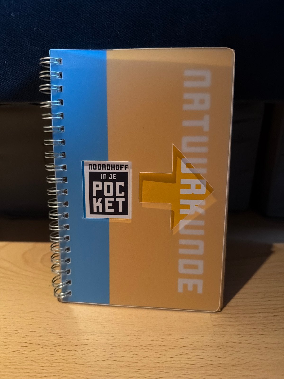 Noordhoff in je Pocket Natuurkunde - Samenvatting, Boeken, Ophalen of Verzenden, Beta, Zo goed als nieuw, Overige niveaus