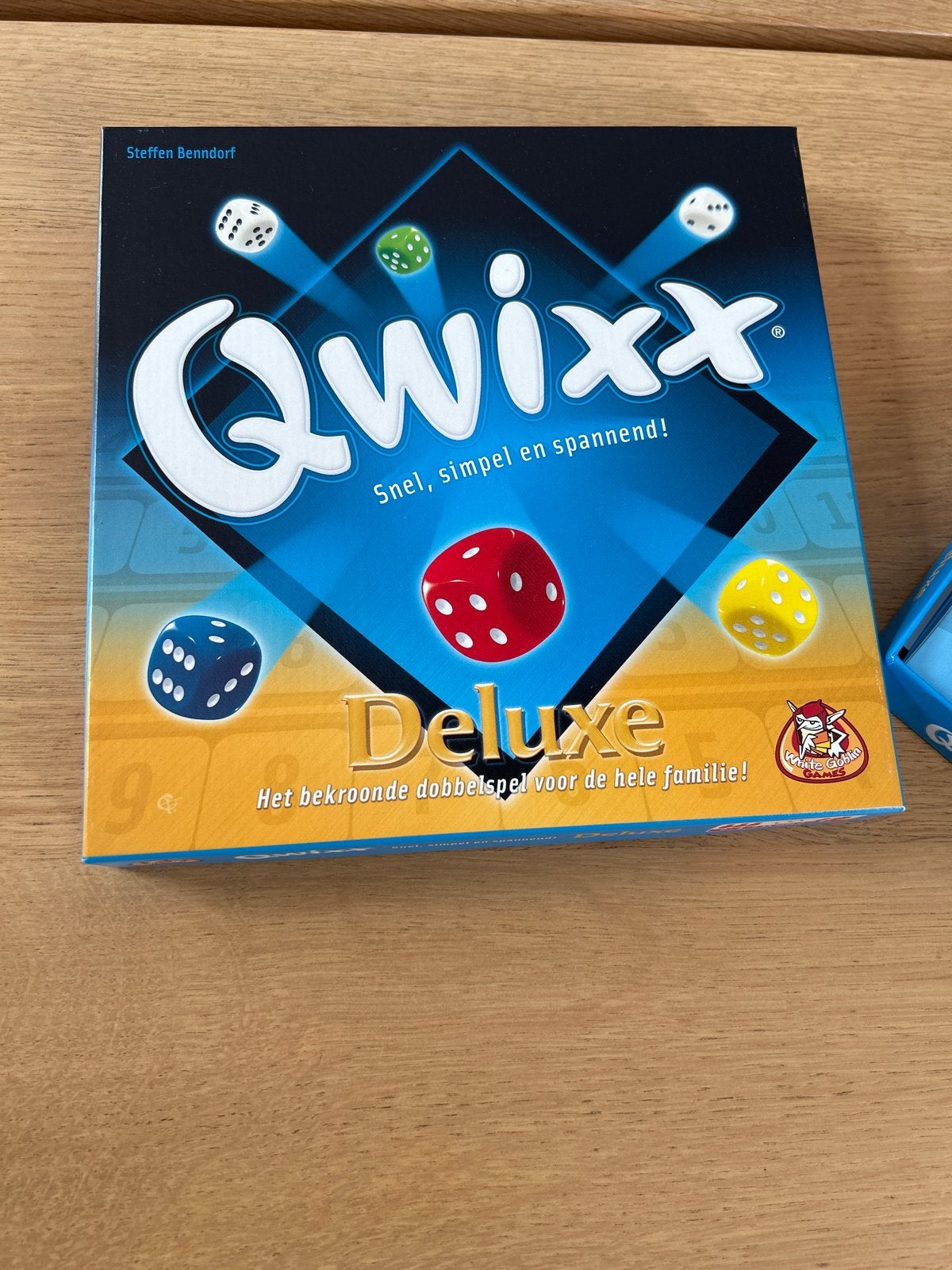 Qwixx Deluxe - Het bekroonde dobbelspel voor de hele familie, Een of twee spelers, Ophalen of Verzenden, Zo goed als nieuw