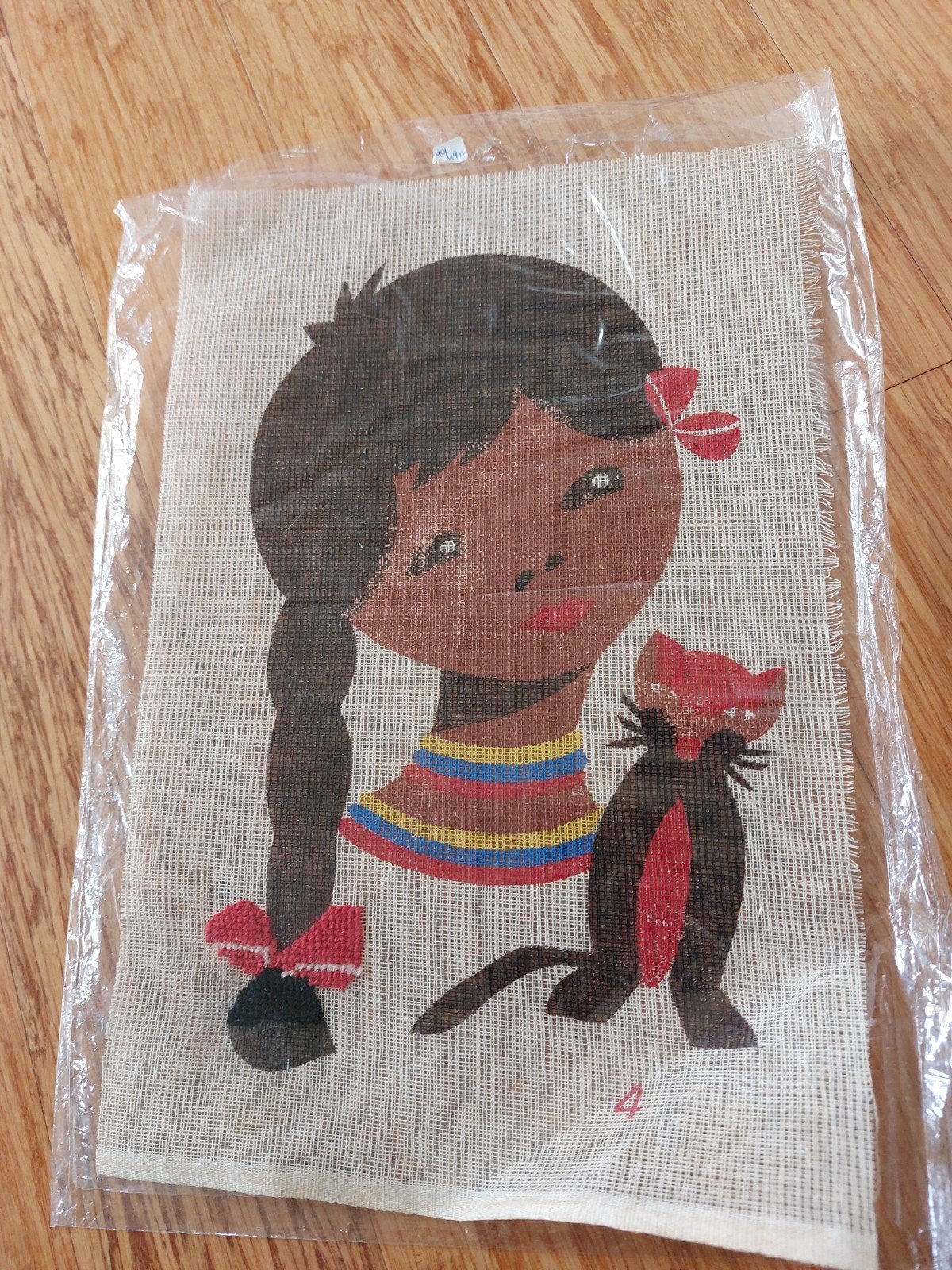 Vintage borduurpakket meisje met kat 22x34 cm, Ophalen of Verzenden, Nieuw, Handborduren, Borduurpakket