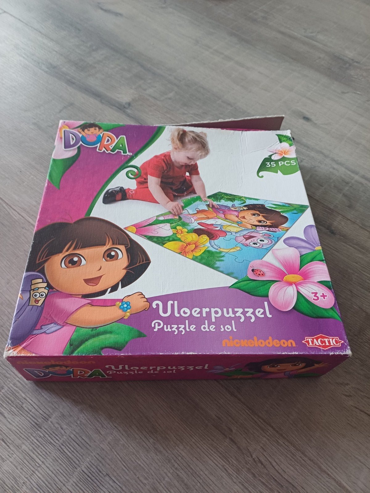 Dora vloerpuzzel, 35 stukjes, Ophalen of Verzenden, 10 tot 50 stukjes, Zo goed als nieuw, 4 tot 6 jaar