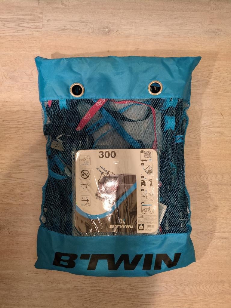 BTWIN fietsendrager voor op achterklep, Ophalen, 3 fietsen of meer, Zo goed als nieuw, Achterklepdrager