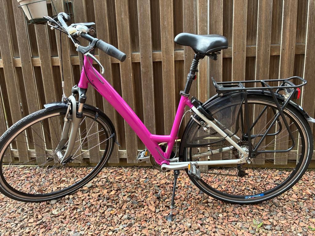 Cyclaam roze Giant damesfiets lage instap en versnellingen, Fietsen en Brommers, Fietsen | Dames | Sportfietsen en Toerfietsen