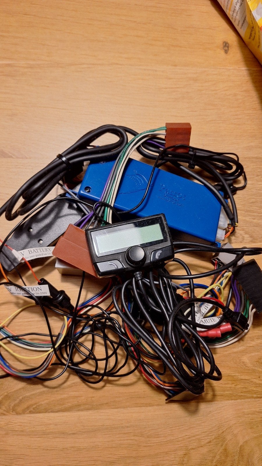 Parrot CK3100N Bluetooth Carkit - Ford Mondeo, Auto diversen, Ophalen of Verzenden, Gebruikt