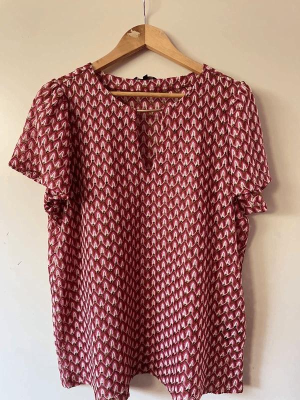 Leuke gehaakte top, Kleding | Dames, Tops, Beige, Maat 42/44 (L), Ophalen of Verzenden, Zo goed als nieuw