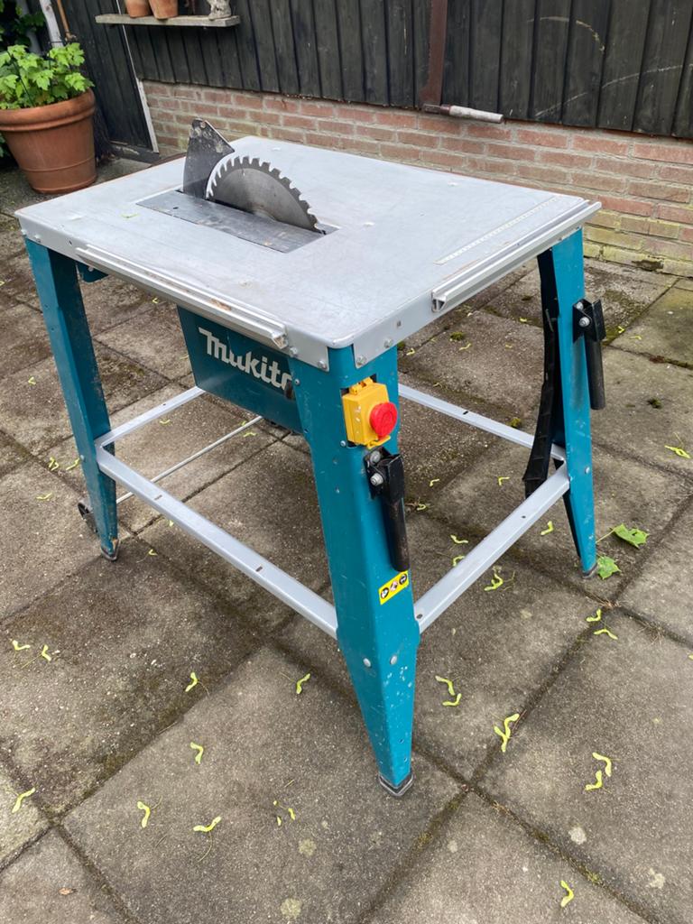 Makita tafelzaag, Ophalen, Cirkelzaag, 70 mm of meer, Zo goed als nieuw