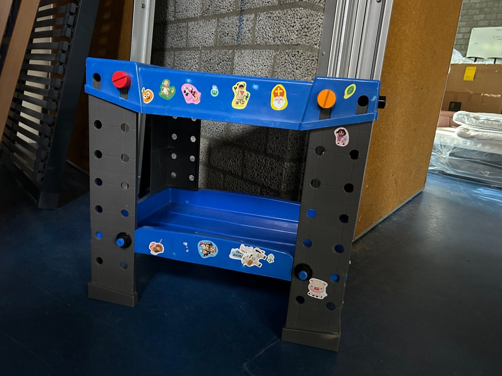Gratis gereedschapskist tafel voor peuters, Kinderen en Baby's, Ophalen, Gebruikt, Bouwen