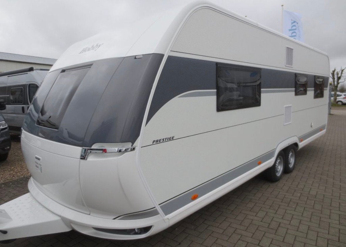 Hobby 650kfu, Caravans en Kamperen, Caravans, Rondzit, Hobby, Particulier, Dwars-stapelbed