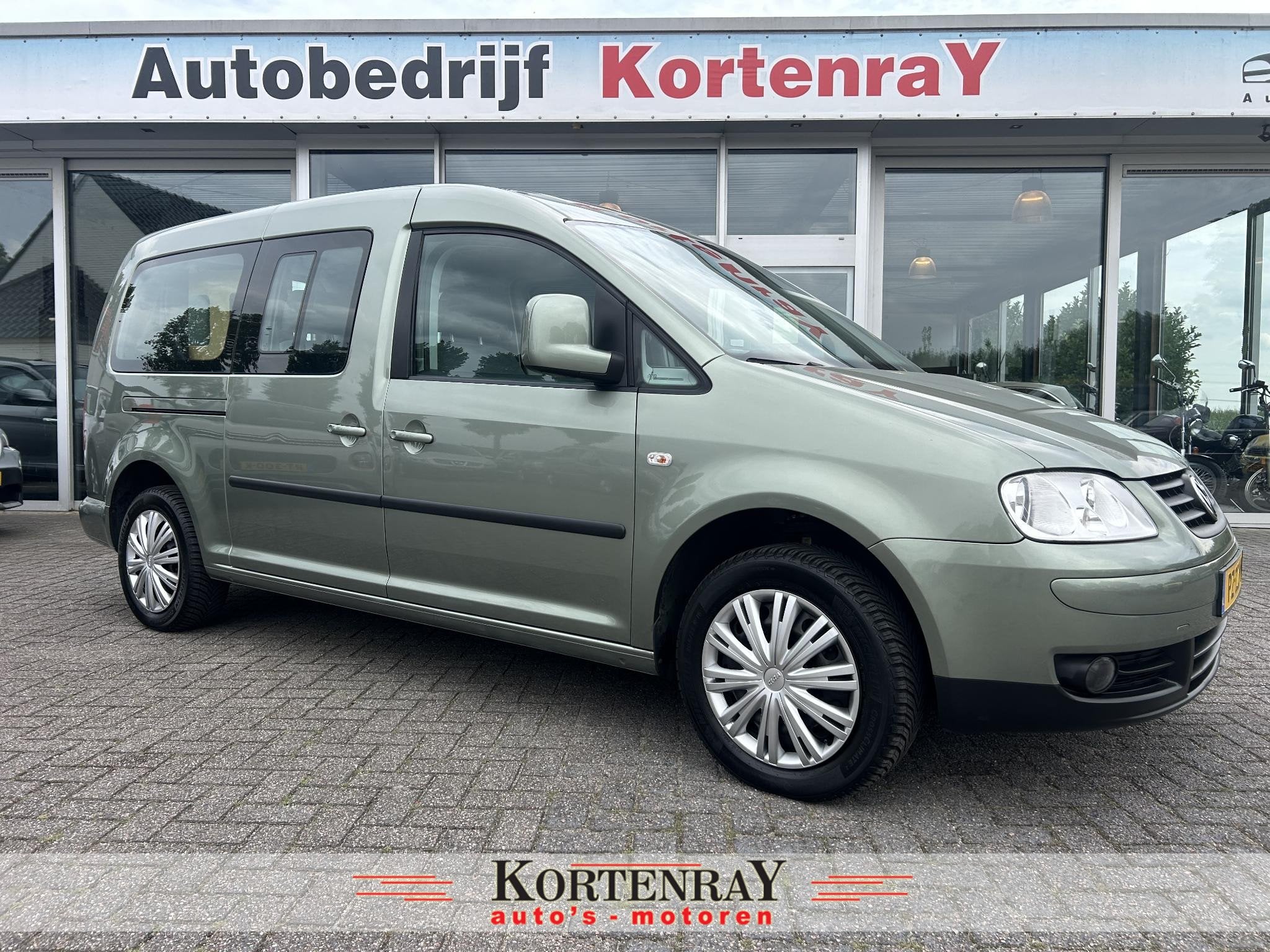 Volkswagen Caddy Maxi camper 1.6 Trendline 5p. camper inrich, Voorwielaandrijving, Dealer onderhouden, Stof, Gebruikt