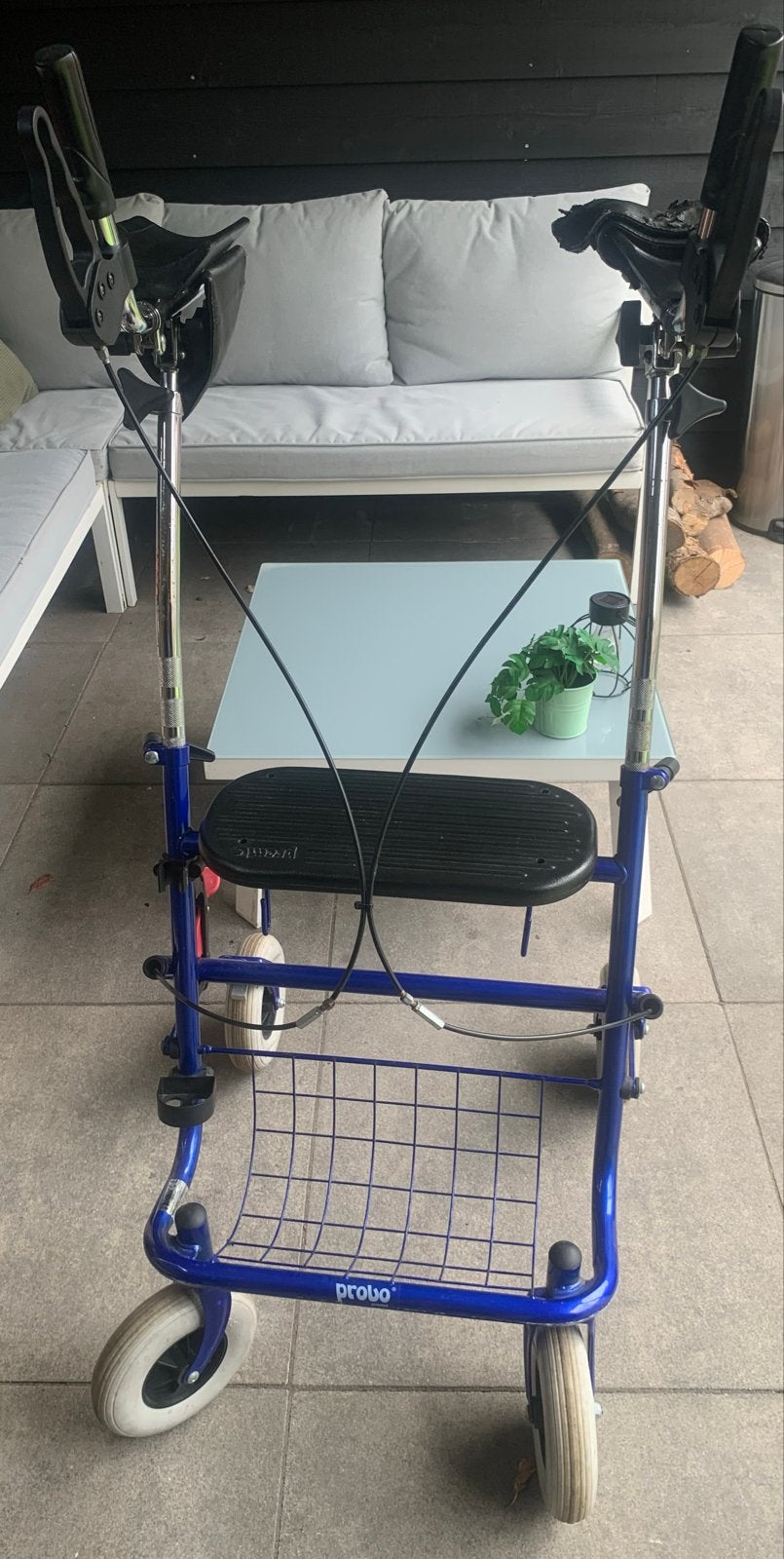 Hoge rollator, Ophalen, Gebruikt