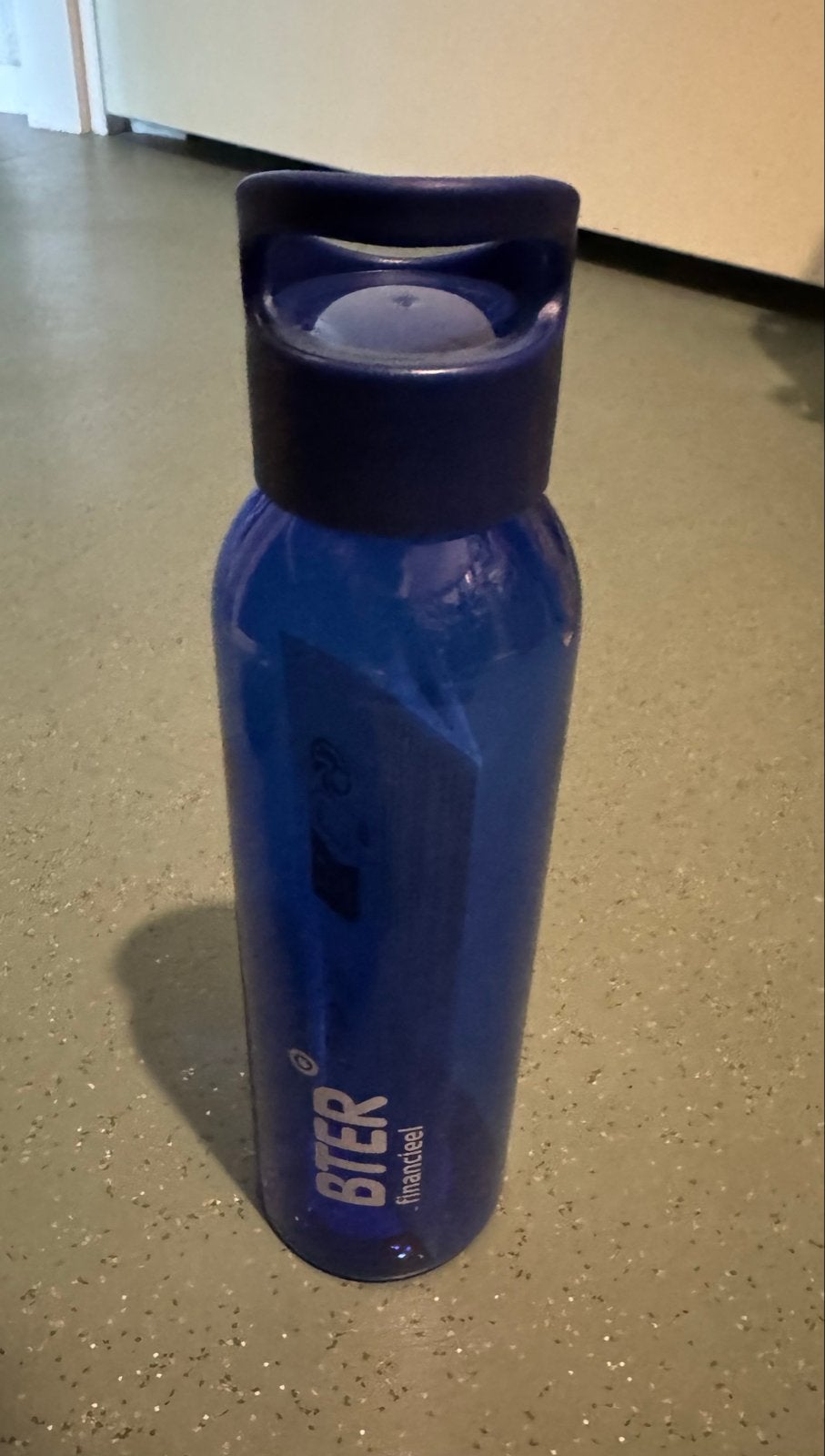 Blauwe drinkfles met BTER-logo, Kunststof, Nieuw, Ophalen of Verzenden, Overige merken