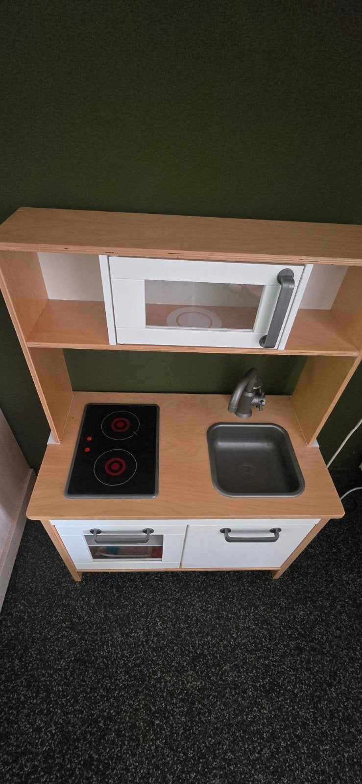 IKEA speelkeuken met magnetron, kookplaat en kraan, Ophalen, Gebruikt