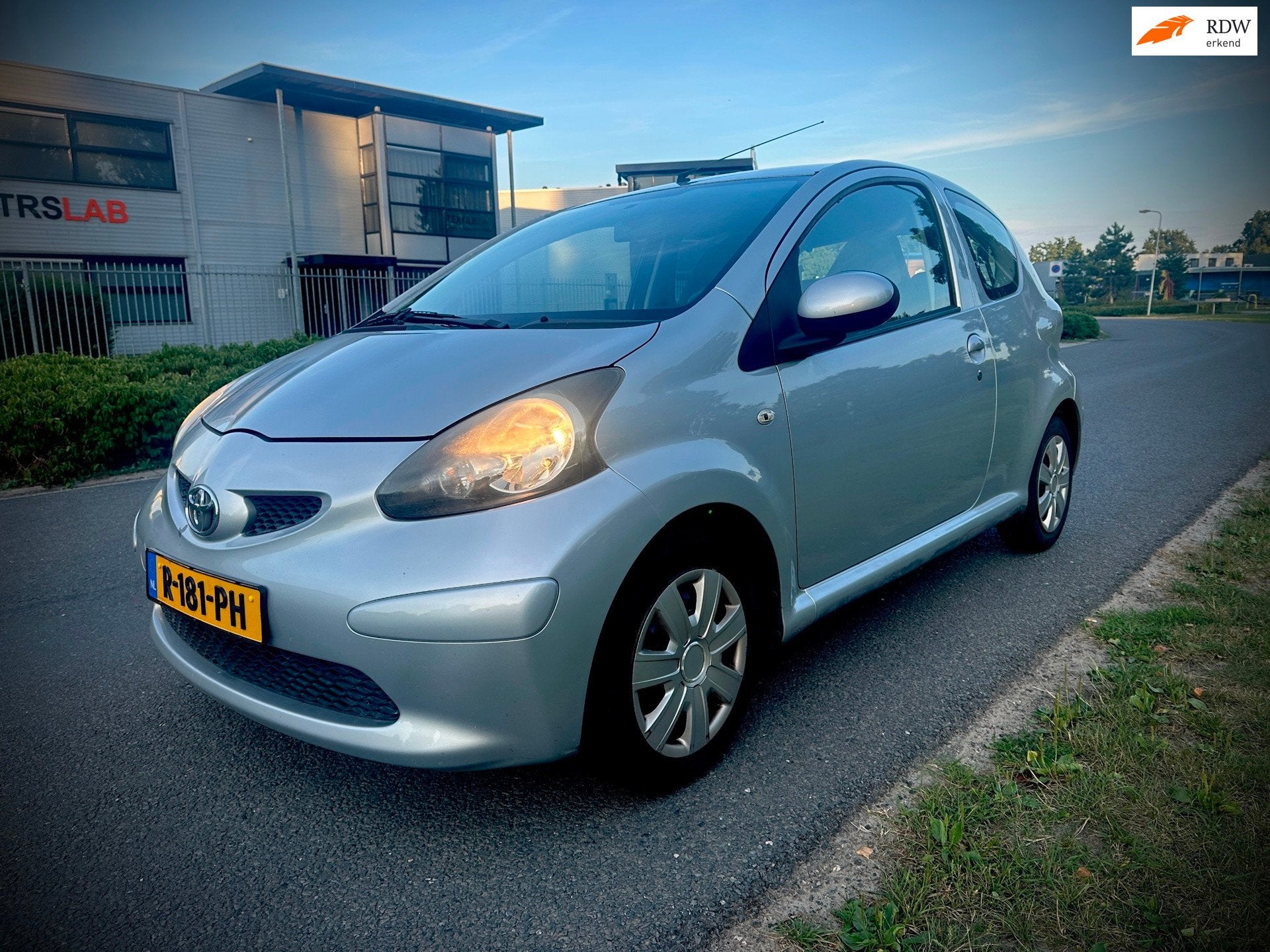 Toyota Aygo 1.0-12V, KOUDE AIRCO, NIEUWE APK, Voorwielaandrijving, Stof, Gebruikt, 4 stoelen