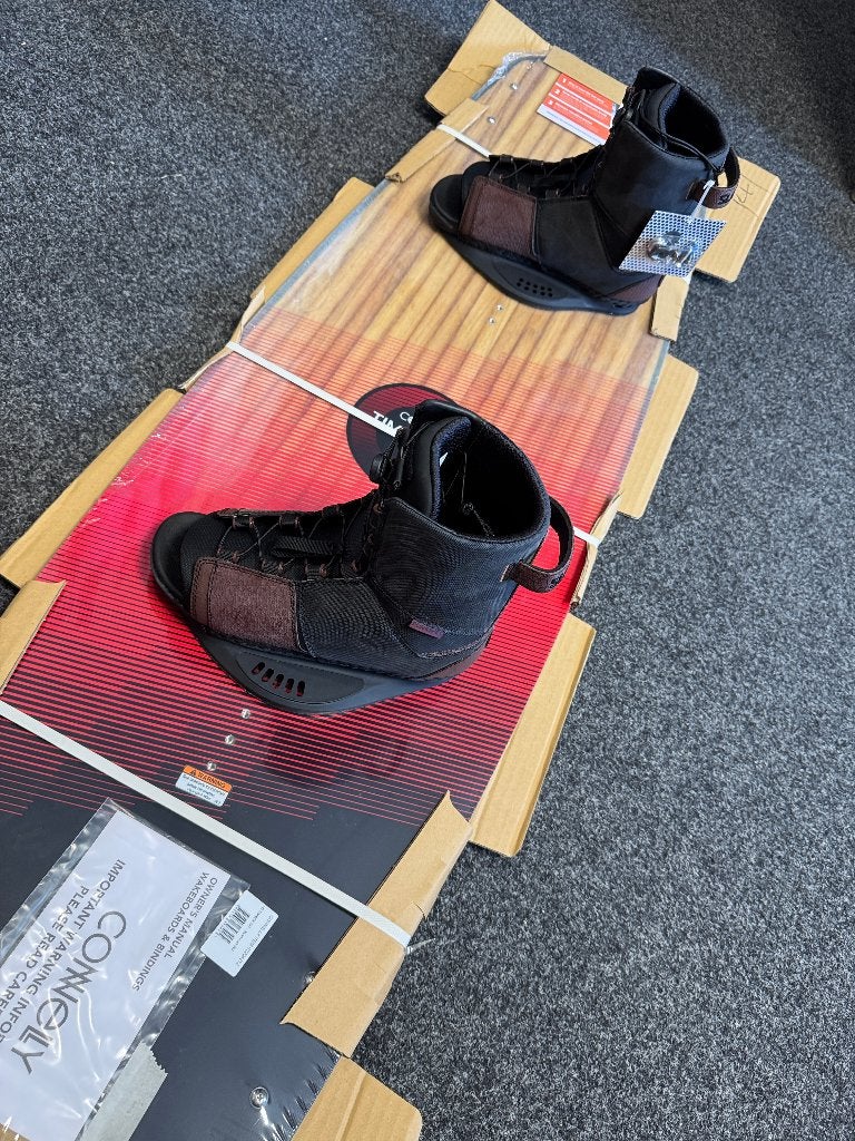Wakeboardset Connelly met Slingshot Bindingen – Kabel & Boot, Ophalen of Verzenden, Nieuw, Board en Schoenen