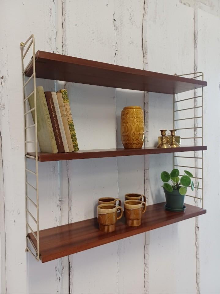 Vintage wandrek uit Scandinavië, String, Huis en Inrichting, Woonaccessoires | Wandplanken en Boekenplanken, Ophalen, Gebruikt