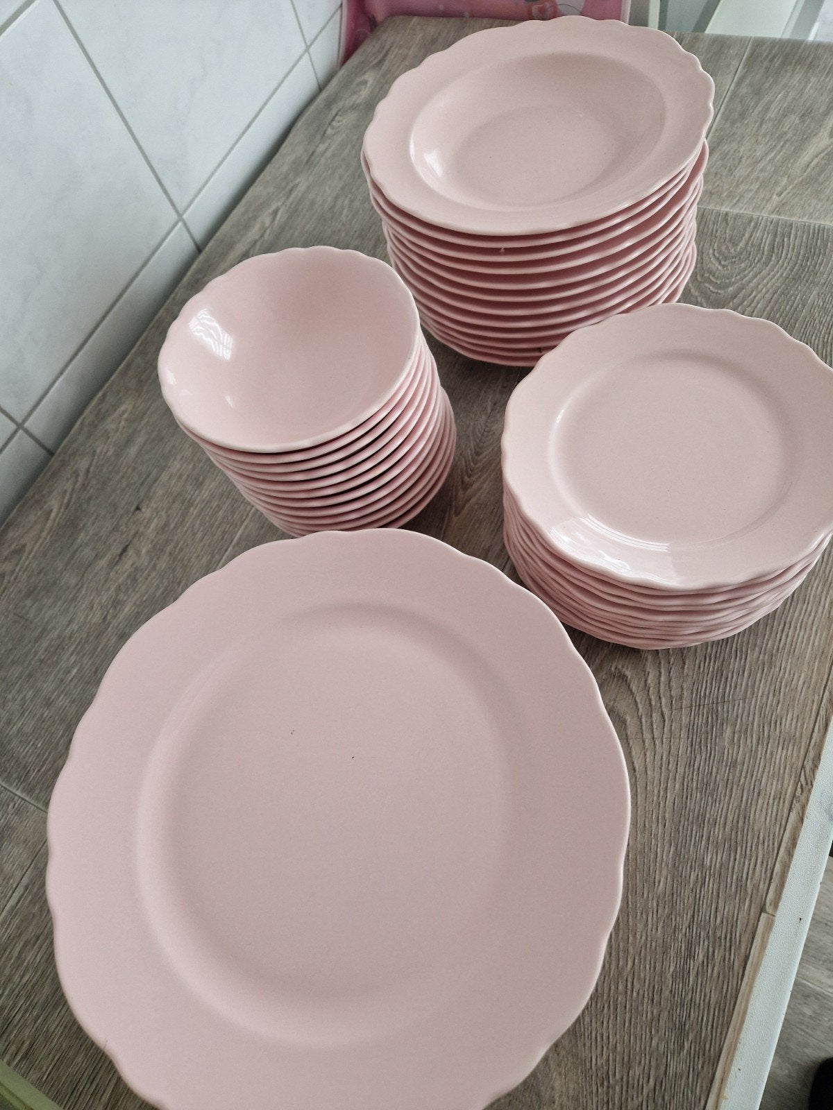 Roze Kütahya Porselein Servies - Borden en Kommen, Ophalen, Gebruikt, Effen, Porselein