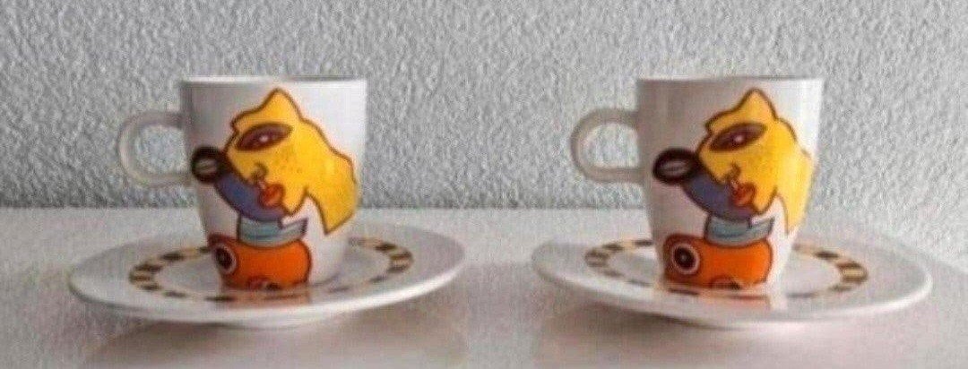 Twee Douwe Egberts senseokopjes met schotels Clemens Briels, Ophalen of Verzenden, Zo goed als nieuw, Kop(pen) en/of Schotel(s)
