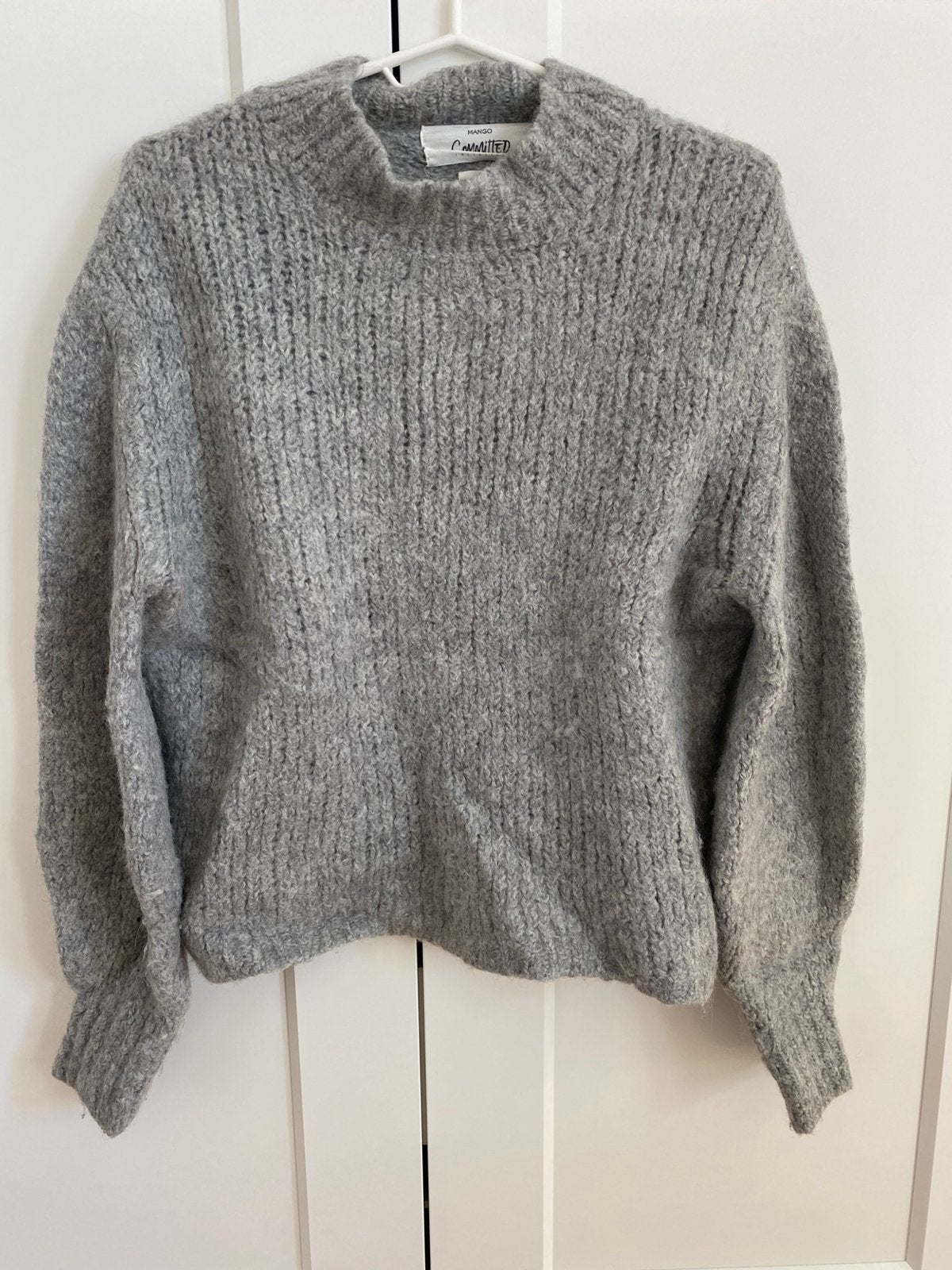 Grijze gebreide alpaca wollen trui van Mango in maat M, Kleding | Dames, Ophalen of Verzenden, Zo goed als nieuw, Maat 38/40 (M)
