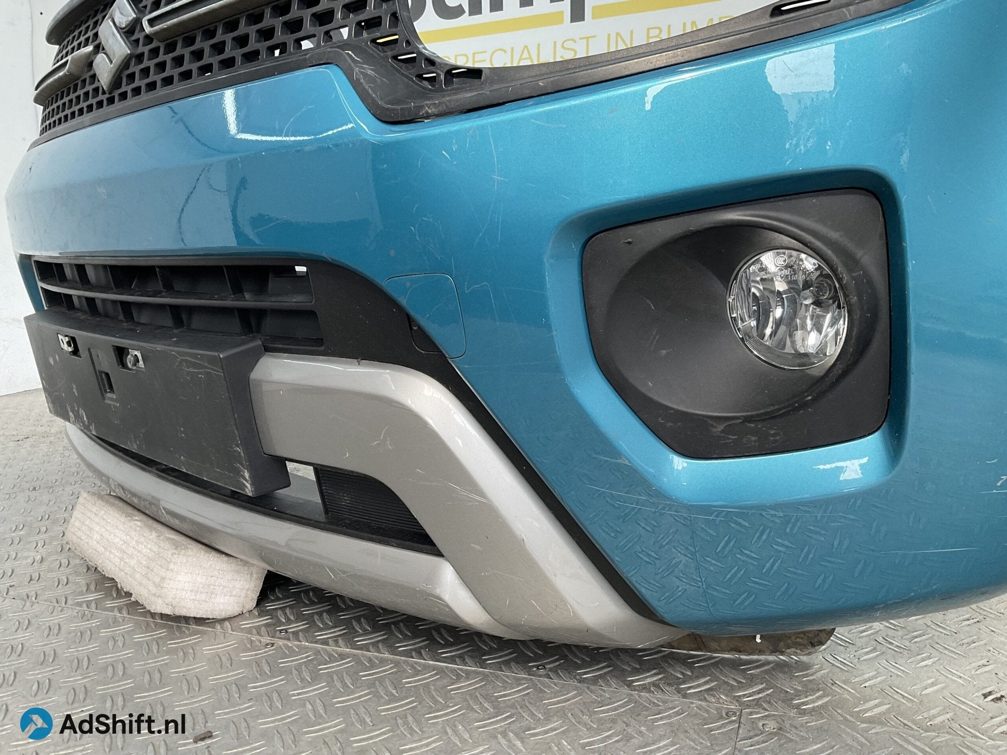 Bumper Suzuki Ignis III Facelift 2021-2025 717723S0 Voorbump, Bumper