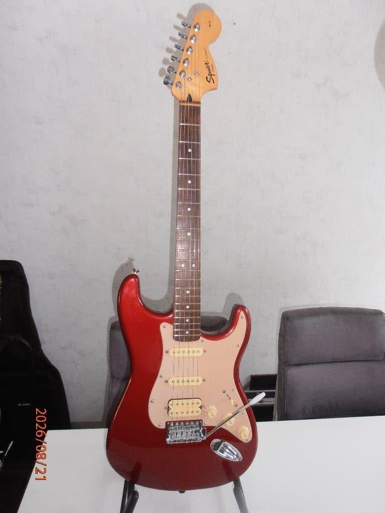 Squier Stratocaster Affinity series, Ophalen, Zo goed als nieuw, Solid body, Fender