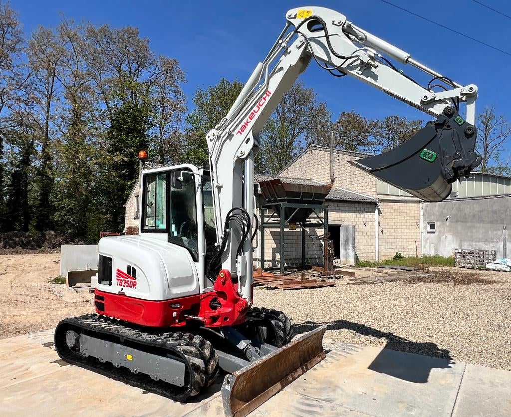 Takeuchi TB350R minigraver nieuwstaat, Zakelijke goederen, Machines en Bouw | Kranen en Graafmachines, Ophalen, Graafmachine