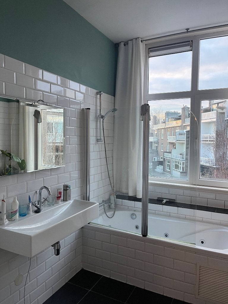 keramiek wastafel Sfinx + spiegel + lamp, Doe-het-zelf en Verbouw, Sanitair, Ophalen, Zo goed als nieuw, Steen, Wastafel