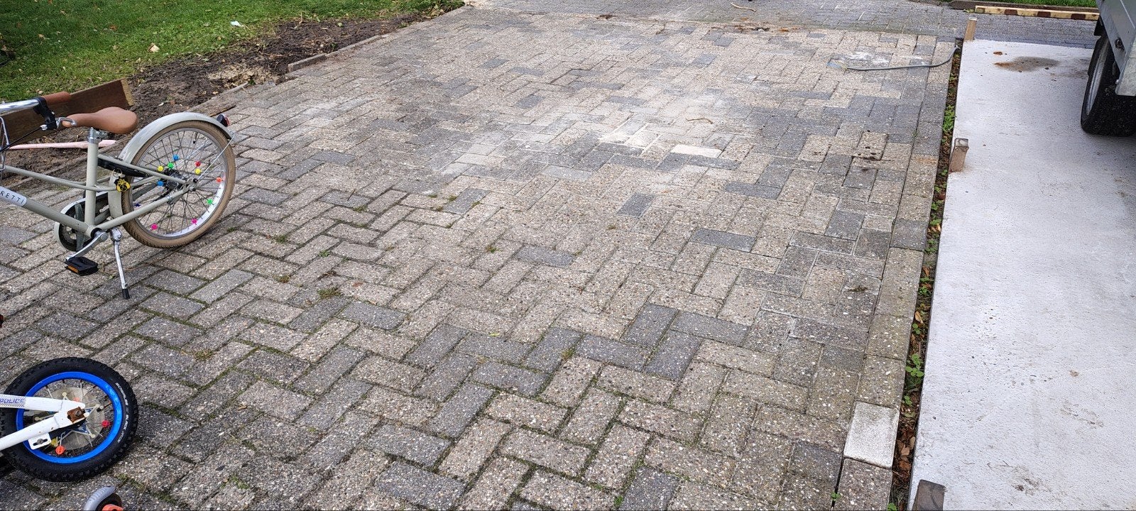 Gebruikte betonnen klinkers voor oprit of terras, Tuin en Terras, Gebruikt, Klinkers, Ophalen of Verzenden, 10 m² of meer