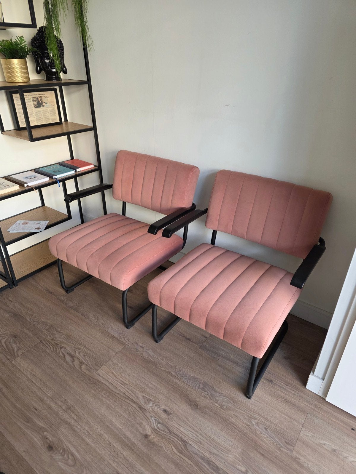 Set van 2 roze fluwelen stoelen met armleuningen, Ophalen, Twee, Overige kleuren, Modern, Scandinavisch