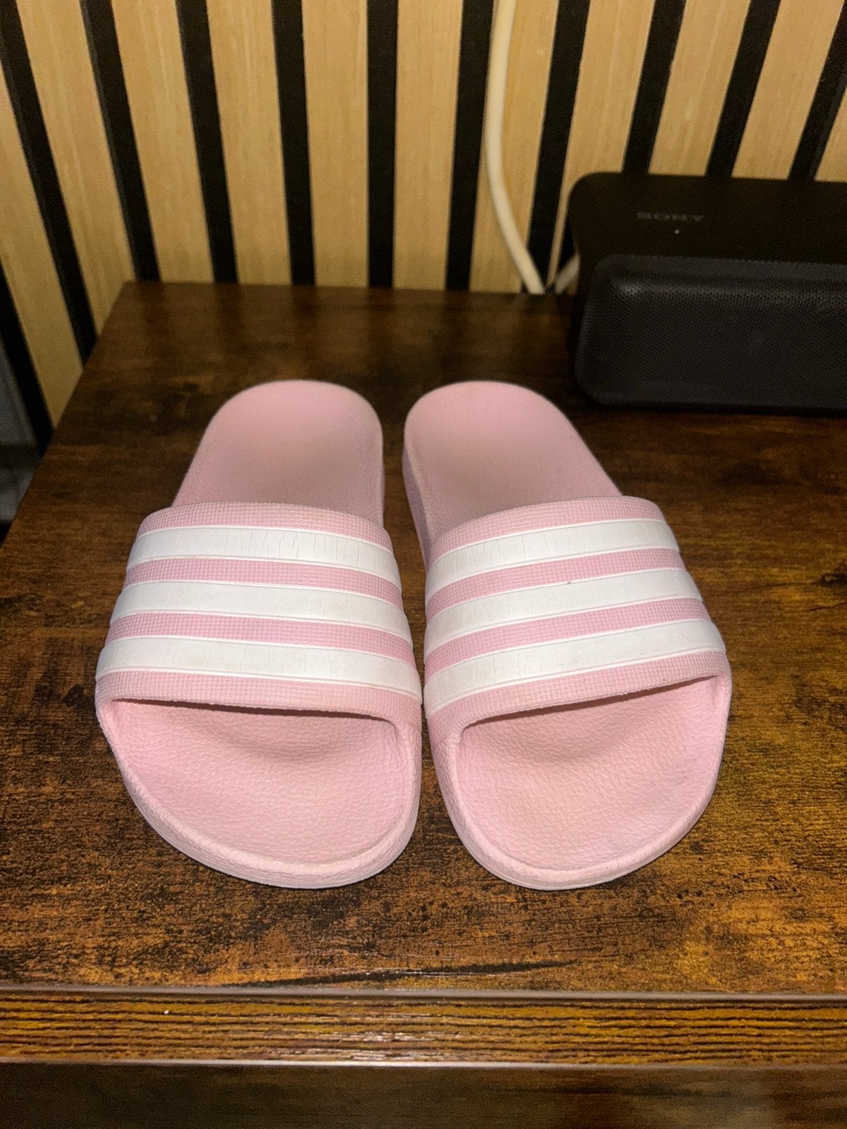 Adidas Adilette slippers roze - Maat 29, Ophalen, Gedragen, Roze, Slippers