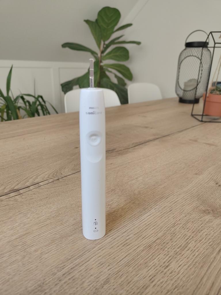 Philips Sonicare tandenborstel - Beste koop consumentenbond, Ophalen of Verzenden, Zo goed als nieuw, Mondverzorging