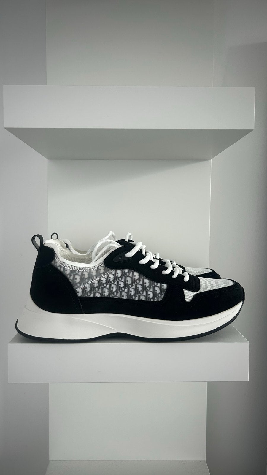B25 schoenen, Ophalen of Verzenden, Zo goed als nieuw, Zwart, Sneakers of Gympen