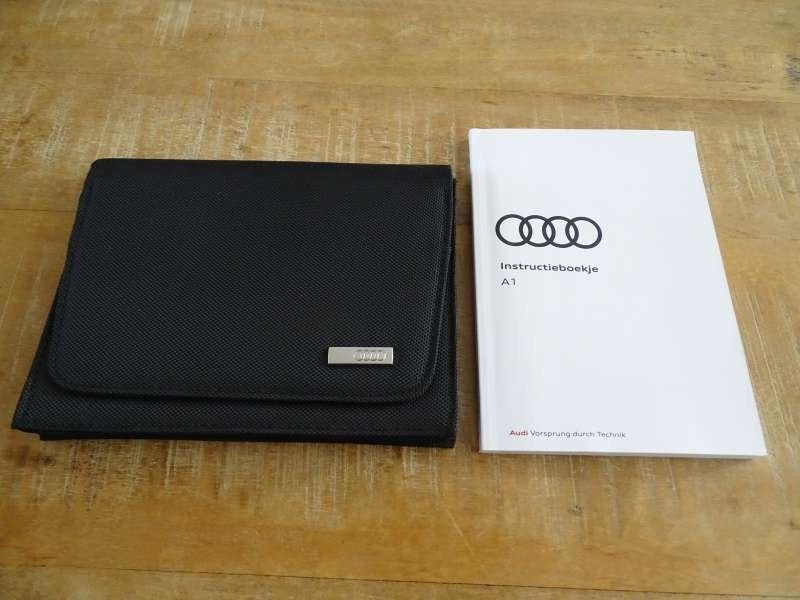 Audi A-1 Boordmap Handleiding - Instructieboek - NL, Auto diversen, Verzenden