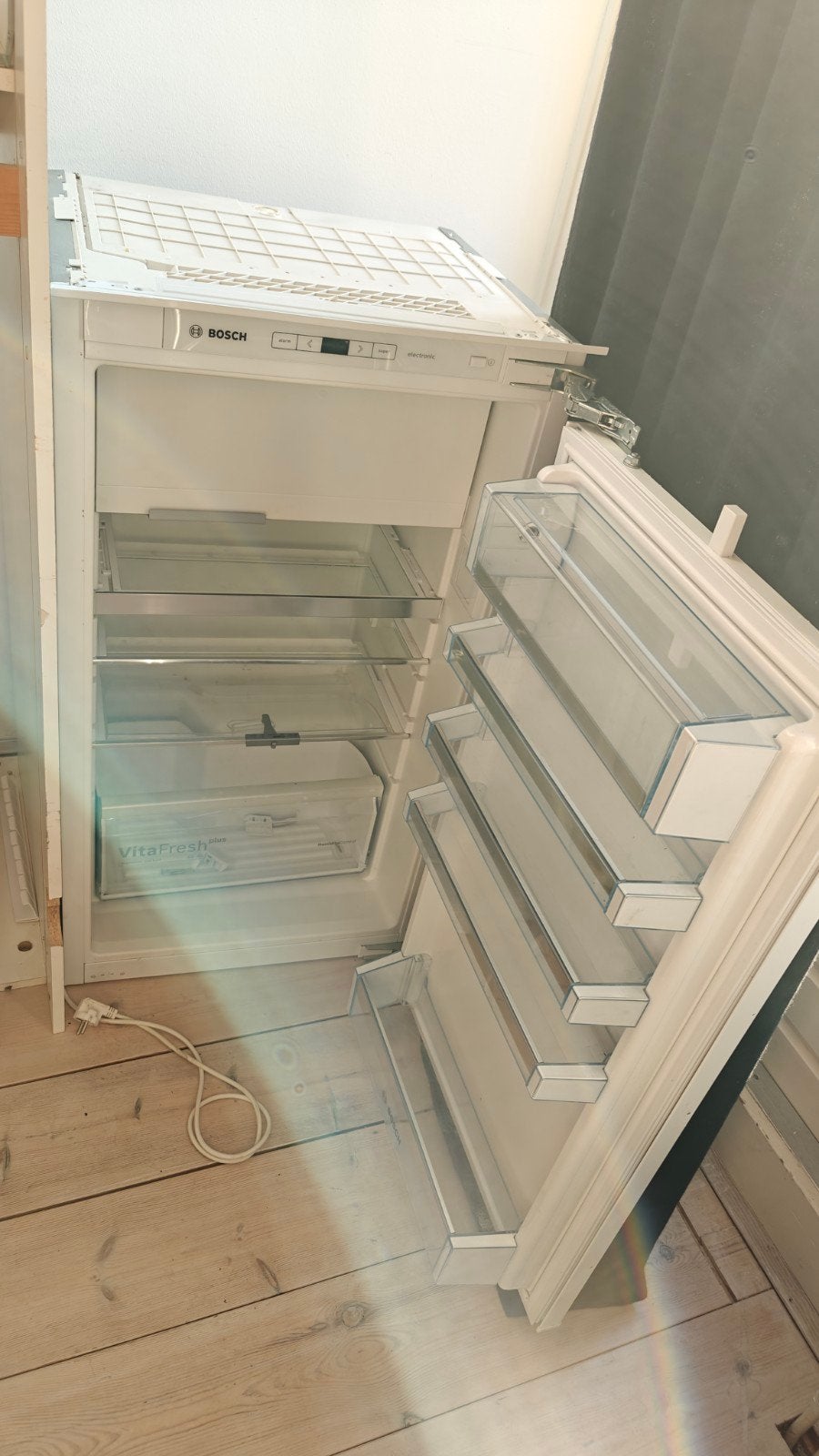 Bosch KIL32ADF0/01 koelvriescombinatie inbouwkoelkast, 100 tot 150 liter, 45 tot 60 cm, Met vriesvak, Ophalen