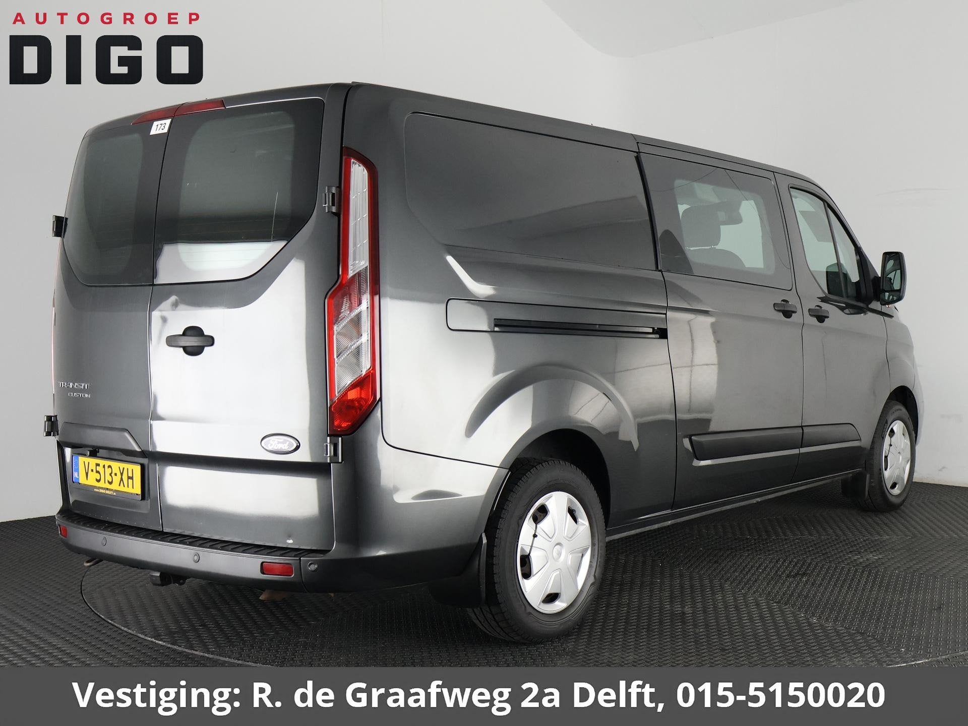 Ford Transit Custom 320 2.0 TDCI L2H1 Limited DC ROLSTOEL-LI, Stof, Euro 6, 4 cilinders, 14 km/l