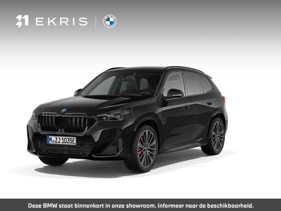 BMW X1 xDrive25e M Sportpakket Pro | Comfort Pack | Innovati, Auto's, 16 kWh, Bedrijf, Hybride Elektrisch/Benzine, 3 cilinders
