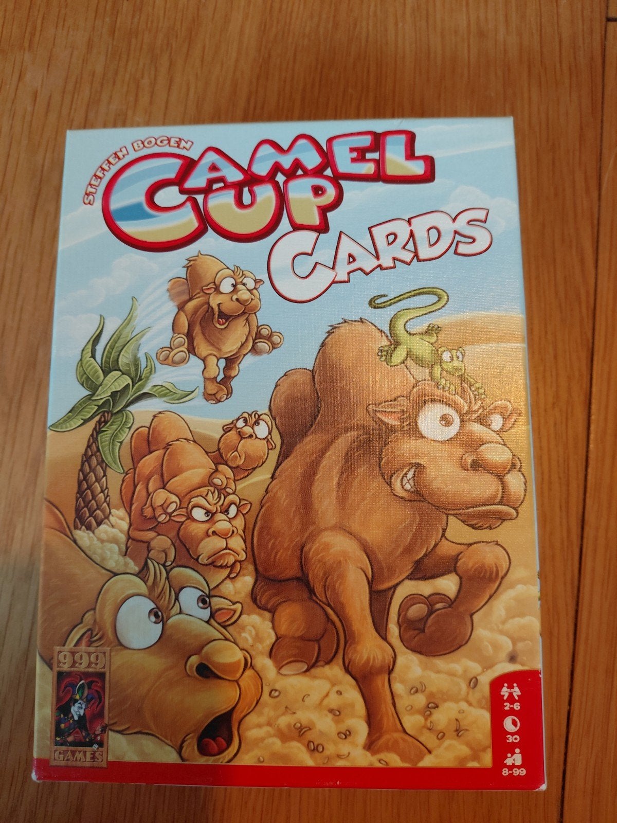 Camel Up Cards - Het opzichzelfstaande kaartspel, Hobby en Vrije tijd, Drie of vier spelers, Verzenden, Zo goed als nieuw, 999 Games