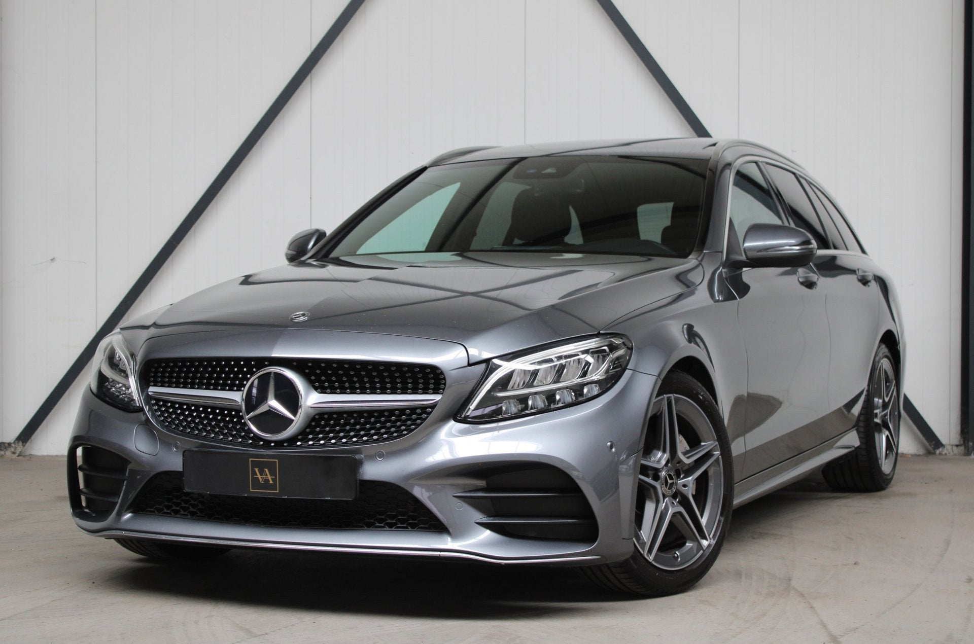 Mercedes-Benz C-klasse Estate 200 AMG Plus HYBRID Upgrade Ed, Auto's, Automaat, Gebruikt, Zwart, 4 cilinders