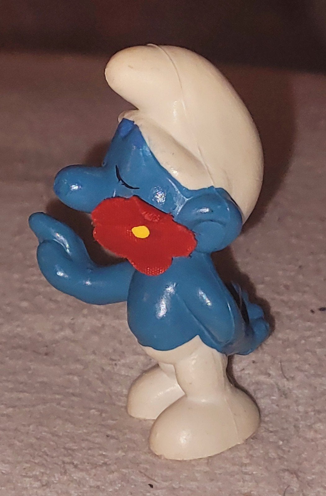 Fraaie Smurf met stoffen bloem in mond tweede versie  2.0019, Verzenden, Zo goed als nieuw, Overige Smurfen, Poppetje, Figuurtje of Knuffel